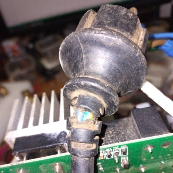 Дефект кабеля сварочного аппарата